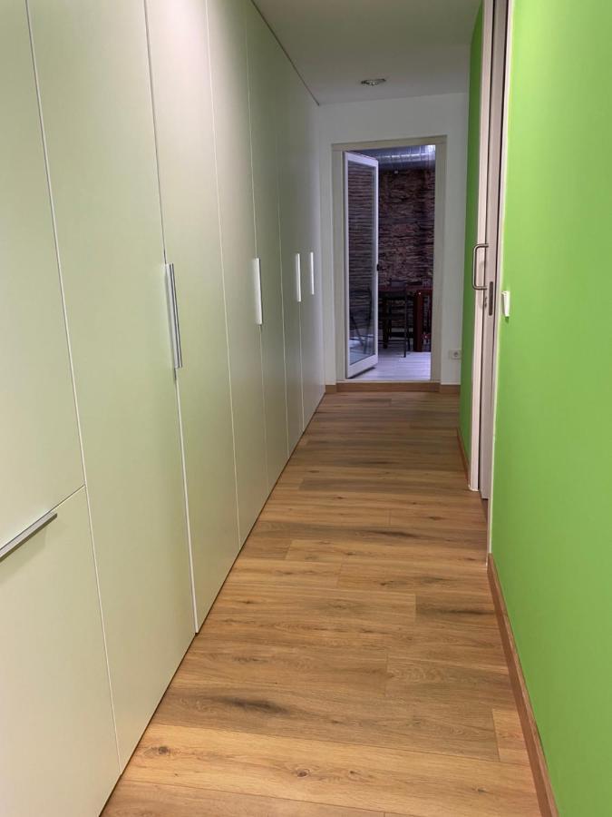 Piso En El Centro Para 4 Personas - Plaza Amboage - Wifi Ferrol Esterno foto