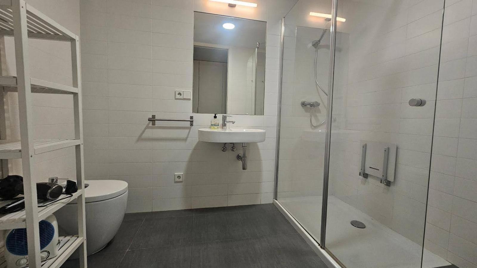 Piso En El Centro Para 4 Personas - Plaza Amboage - Wifi Ferrol Esterno foto